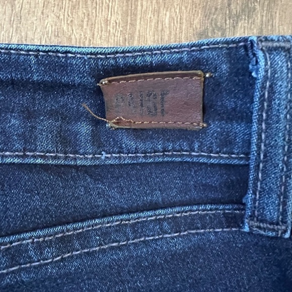 Paige Peg Super Skinny Dark Wash Raw Hem Sz 27 - Picture 9 of 11